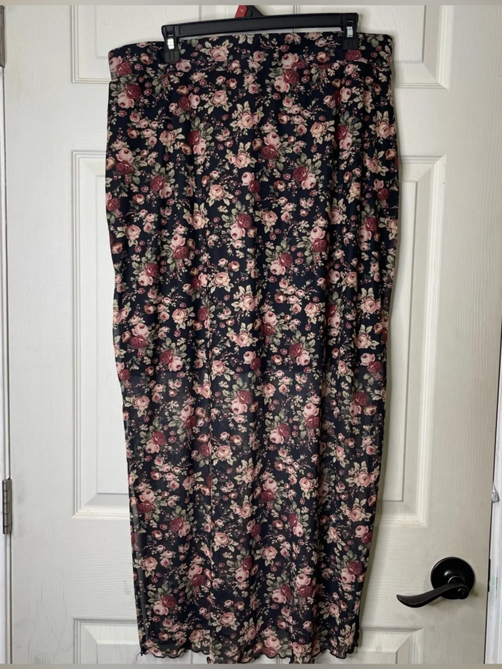 Torrid Womens Floral Multi Color Mesh Maxi Skirt Sz 1 - Picture 9 of 9